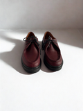 ESTILO MOCASÍN BURDEO