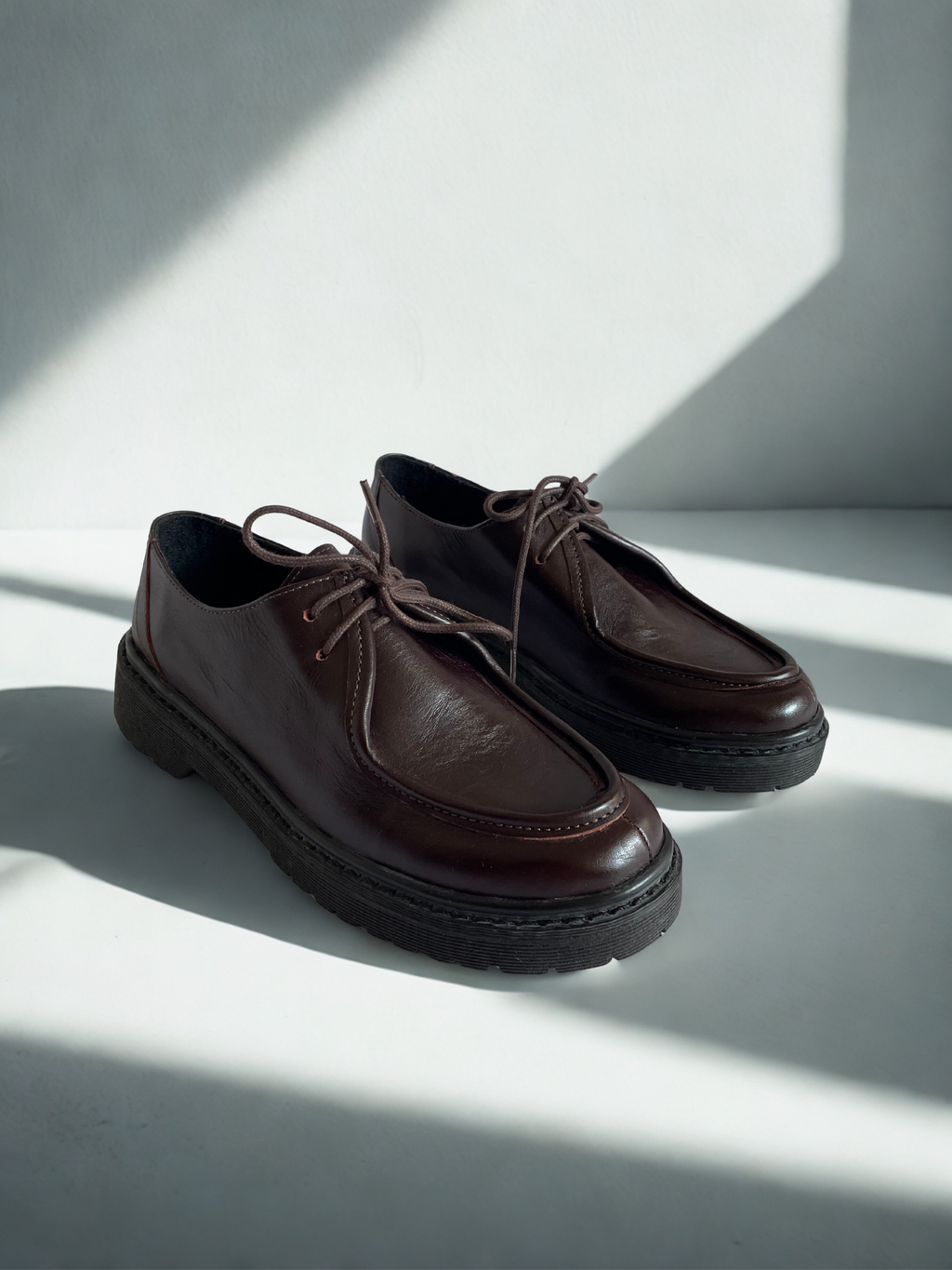 ESTILO MOCASÍN CAFÉ MORO