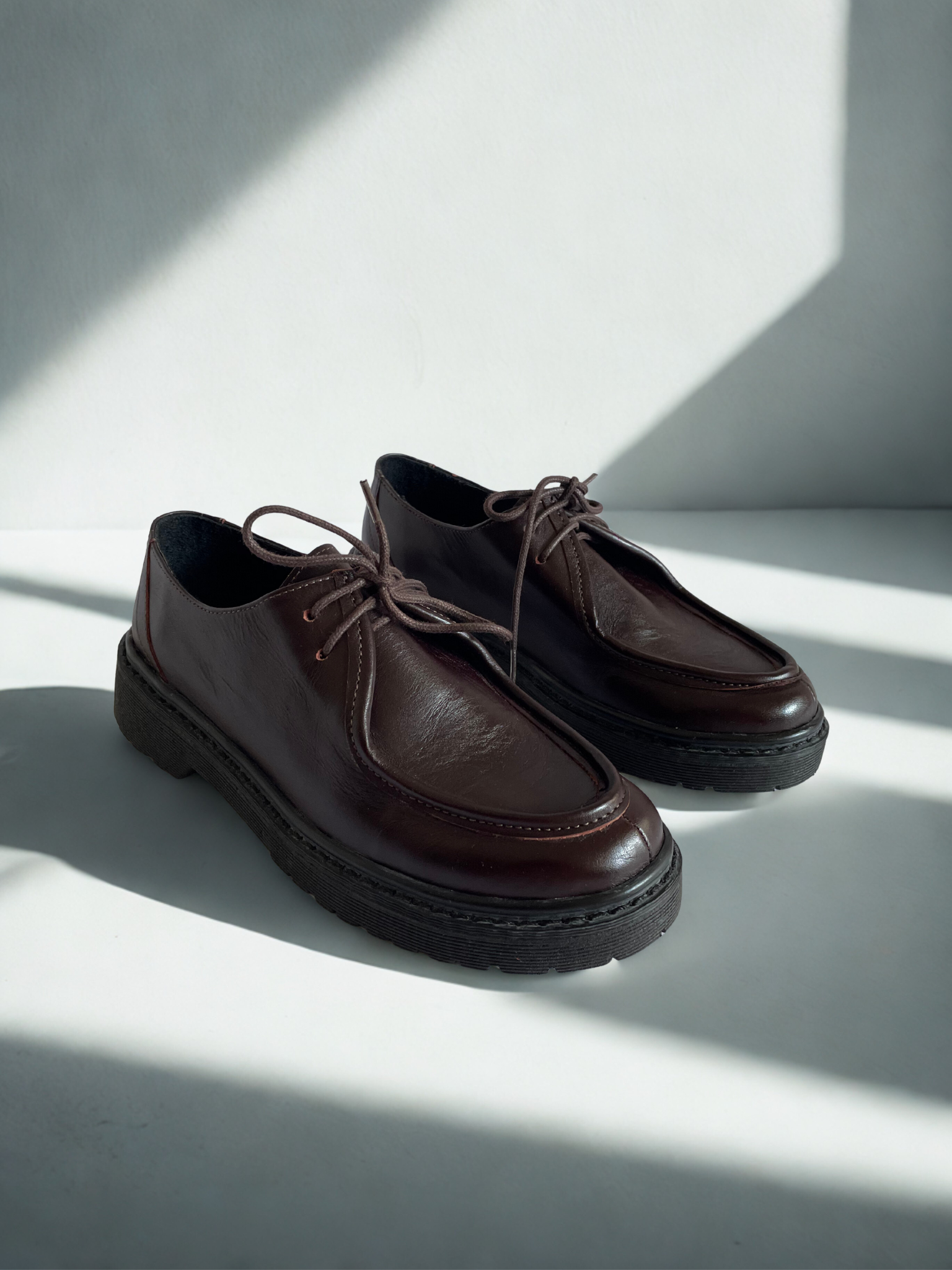 ESTILO MOCASÍN CAFÉ MORO