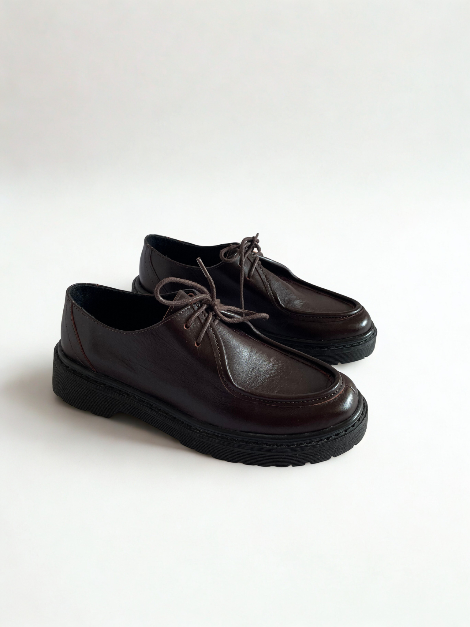 ESTILO MOCASÍN CAFÉ MORO